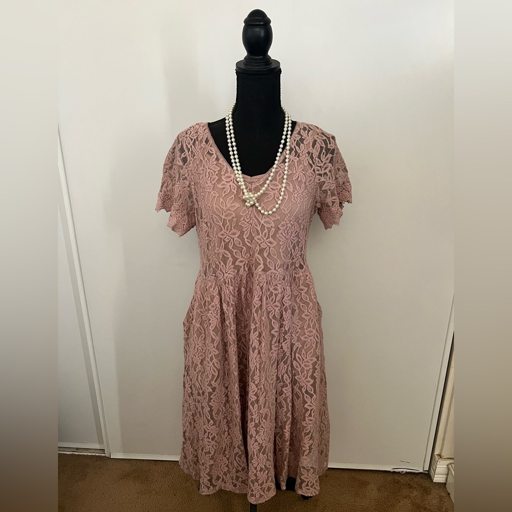 TORRID Muave lace dress with pockets